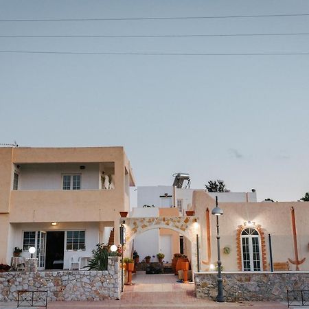Konaki Apartments Maleme  Exterior photo